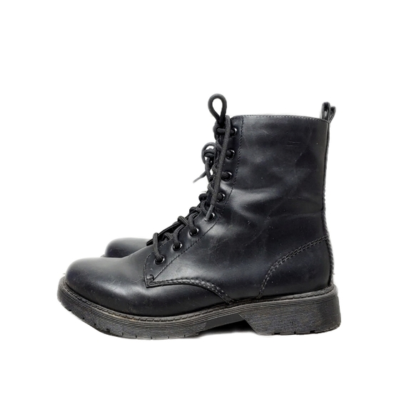 **SOLD**Time & Tru Black Womens 9 Faux Leather Combat Moto Boots - Picture 4 of 8